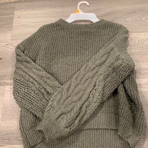 Dreamers by dobut size M sweater